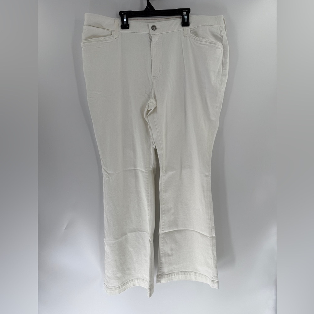 Eddie Bauer Curvy Trouser Jeans White Stretch Denim Pants 18R NWT